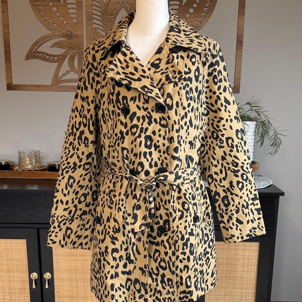🔥 HOT DEAL 🔥 Relativity Animal Print Trench Coat